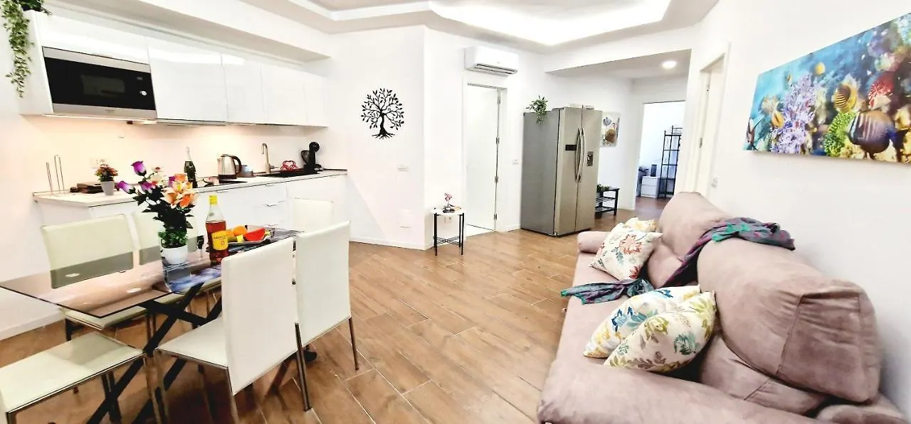 Дом отдыха Fantastic 3 Bedroom Next Playa Las Americas & Wifi Free Плайя-Фаньябе Испания