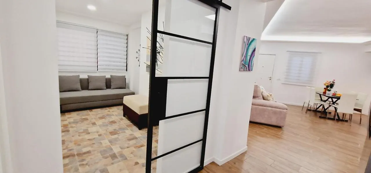 Дом отдыха Fantastic 3 Bedroom Next Playa Las Americas & Wifi Free Плайя-Фаньябе